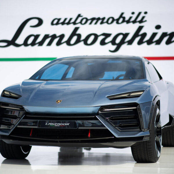 Electric Lamborghini still planned despite Lanzador going PHEV