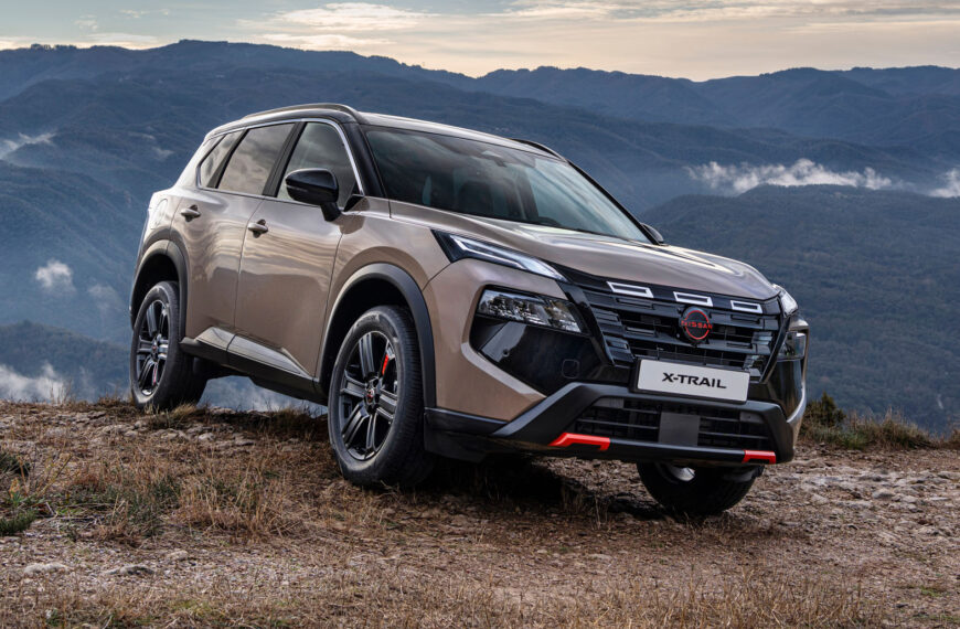 Nissan gives X-Trail rugged makeover, reduces engine options