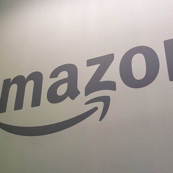 Amazon wants a smartphone do-over: ‘Transformer’ project to take over