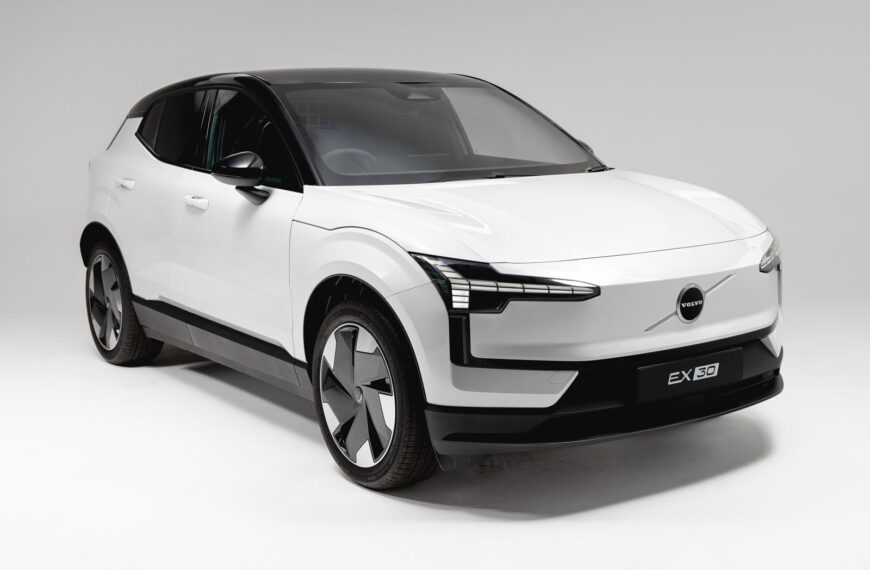 Volvo EX30 Cargo revealed as 423bhp van