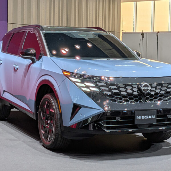 New Nissan X-Trail revealed with hybrid power and bold new look