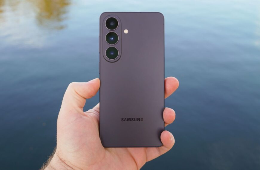 Samsung Galaxy S26 review: Bigger screen, smaller upgrades