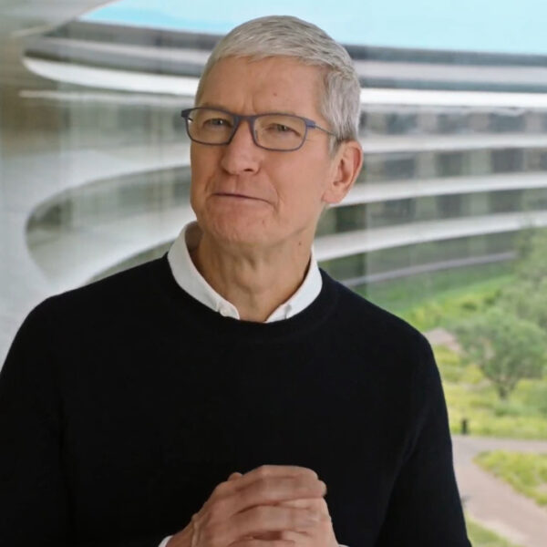 Apple’s long-time CEO is stepping down: Here’s who’s replacing Tim Cook