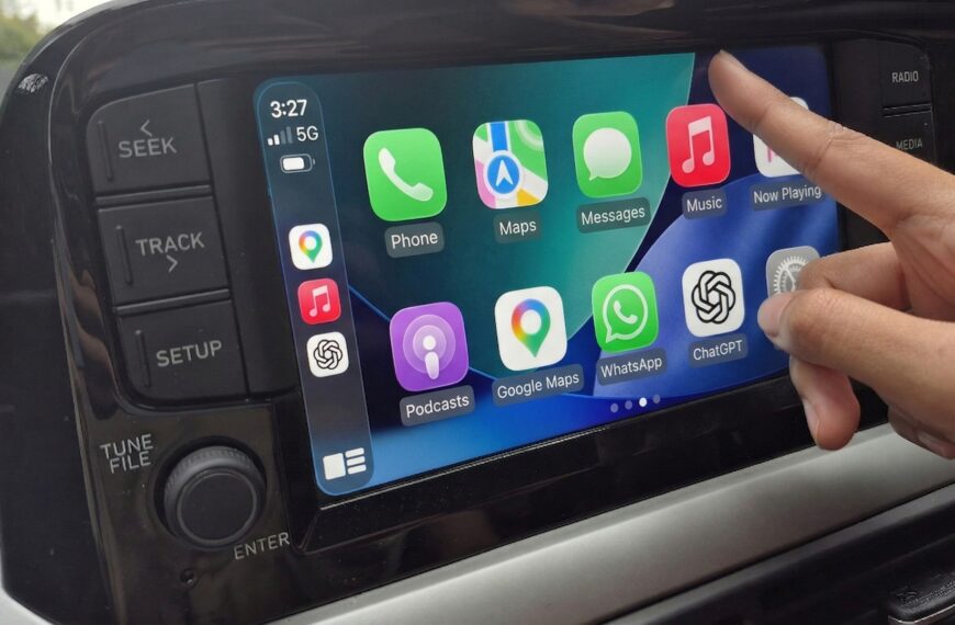 Android Auto left behind as ChatGPT comes to CarPlay