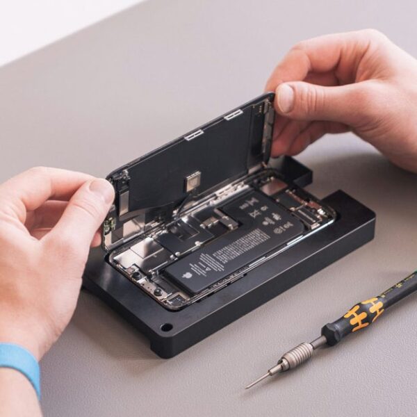 Repair parts for MacBook Neo, iPhone 17e, more, now available