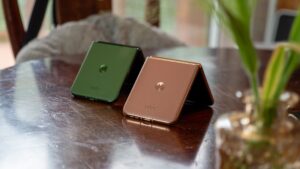 The ‘genuinely excellent’ Motorola Razr Plus is up&hellip;