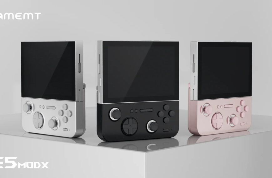 This Android handheld has a crazy feature you’ll never guess