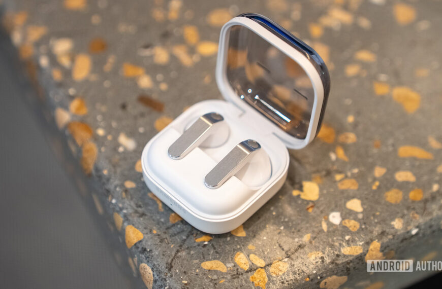 More evidence of Samsung’s secret new Galaxy Buds just surfaced