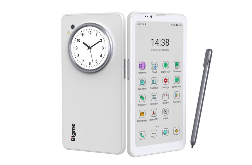 This world-first dual-screen phone just ruined my day