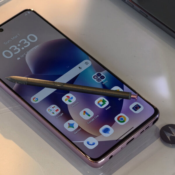As Samsung downgrades S Pen, Motorola’s new phone upgrades stylus