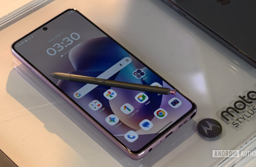 As Samsung downgrades S Pen, Motorola’s new phone upgrades stylus