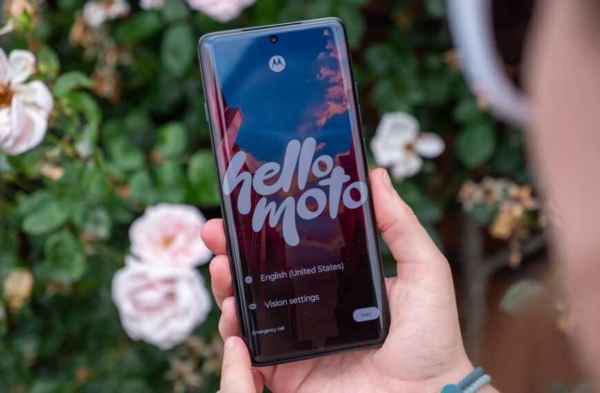 Bold, colorful Moto Edge 70 Pro renders surface, as we await its eventual debut