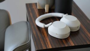 Amazon quietly drops huge sale on noise-cancelling headphones&hellip;