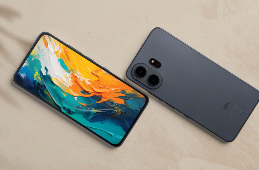 TCL’s new phone is here with an even better NXTPAPER display