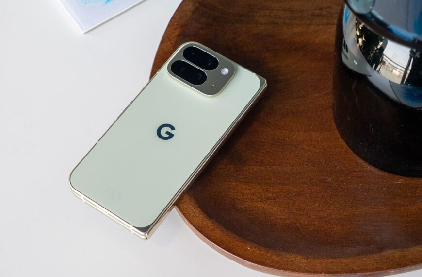 Samsung Galaxy Z Fold 8 vs. Pixel 10 Pro Fold: Samsung’s next vs Google’s best