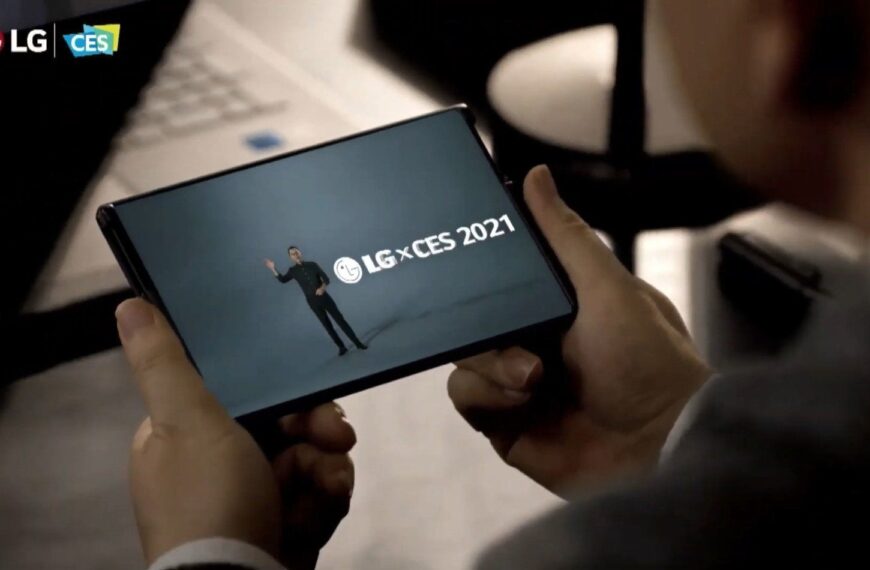 Someone got a hold of the LG Rollable to show us all how it works, and it makes me wish LG were still around. But would you buy it?