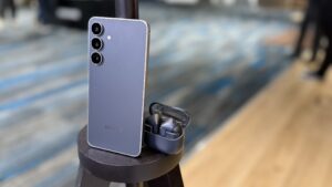 Galaxy S26 FE allegedly shows up for early&hellip;