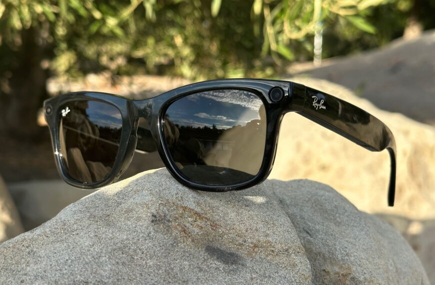 The Ray-Ban Meta (Gen 1) smart glasses just scored a rare 25% discount at Amazon