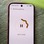 How to create a custom Take a Message greeting on your Pixel