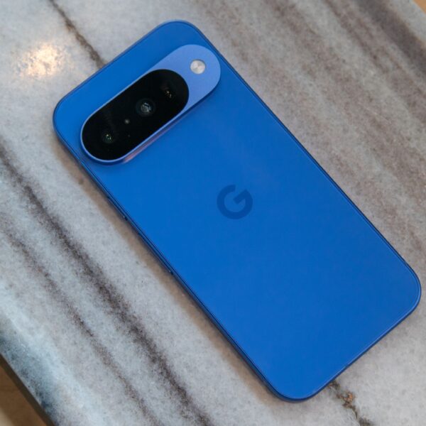 Google may bring glowing notifications to Pixels and its next laptop