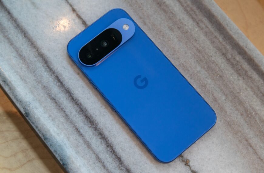 Google may bring glowing notifications to Pixels and its next laptop