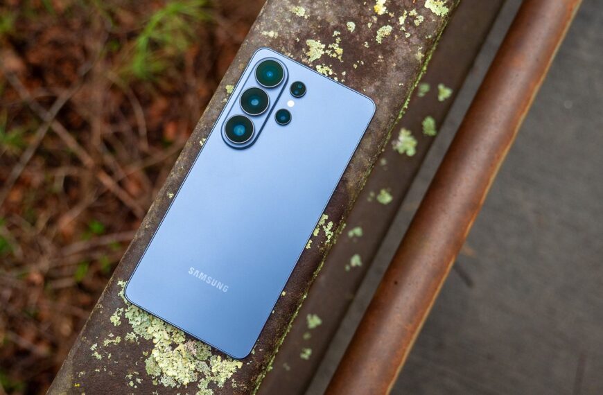 This incredible Galaxy S26 Ultra deal gives you $200 to spend on accessories