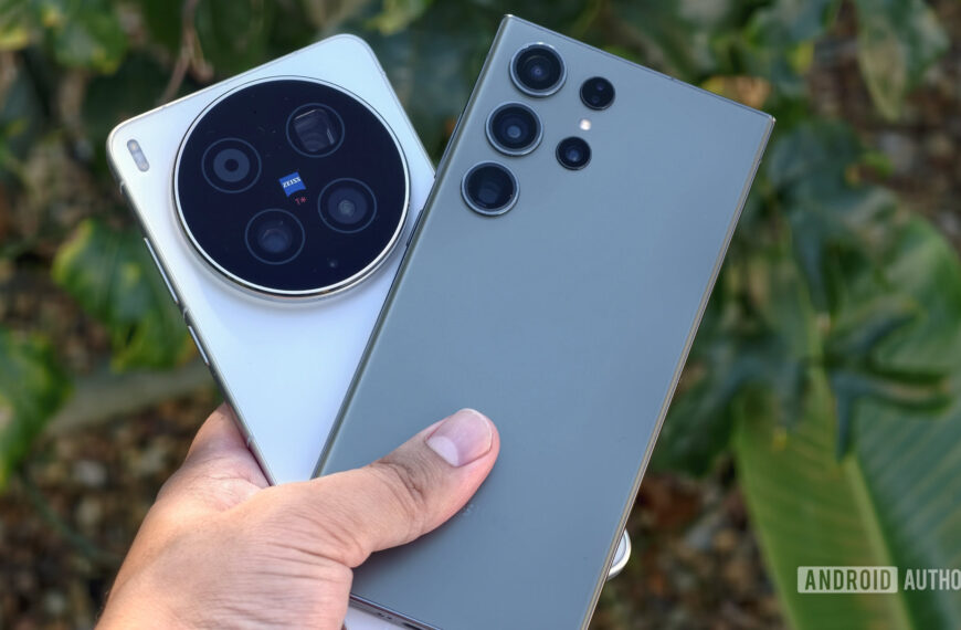 Samsung Galaxy S23 Ultra versus vivo X300 Ultra